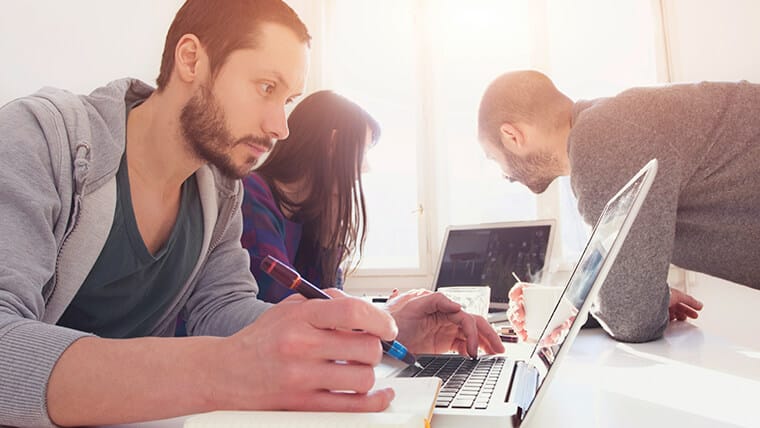 SaaS Intranet Software Vs Self Hosted Intranet Software